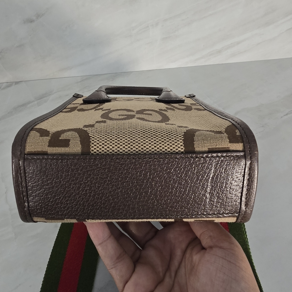 Gucci Jumbo GG Crossbody Bag - Picture 4 of 13